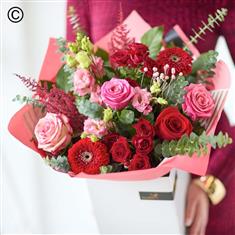 Large Valentine&#39;s Mixed Bouquet